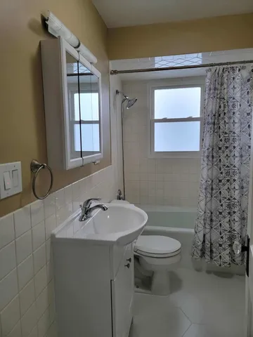 $390,000 | 4014 North Octavia Avenue, Norridge, IL 60706