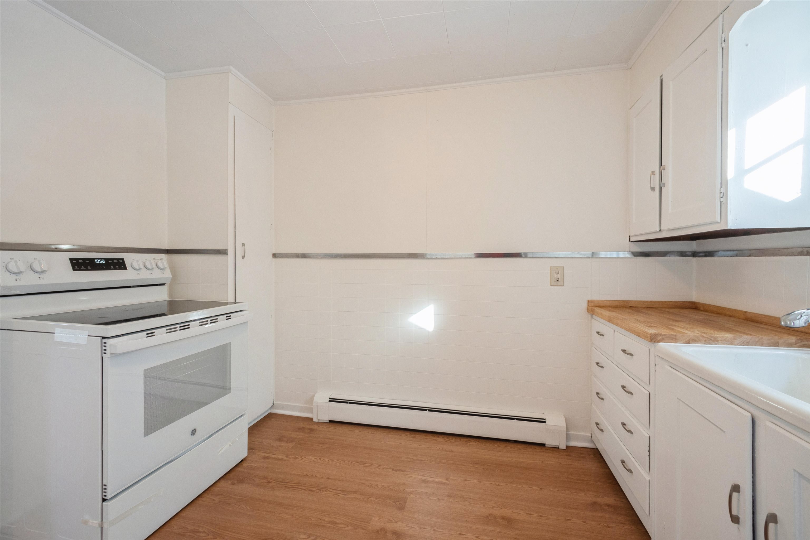 186 Naticook Road Merrimack, NH 03054 - Photo 13 of 34