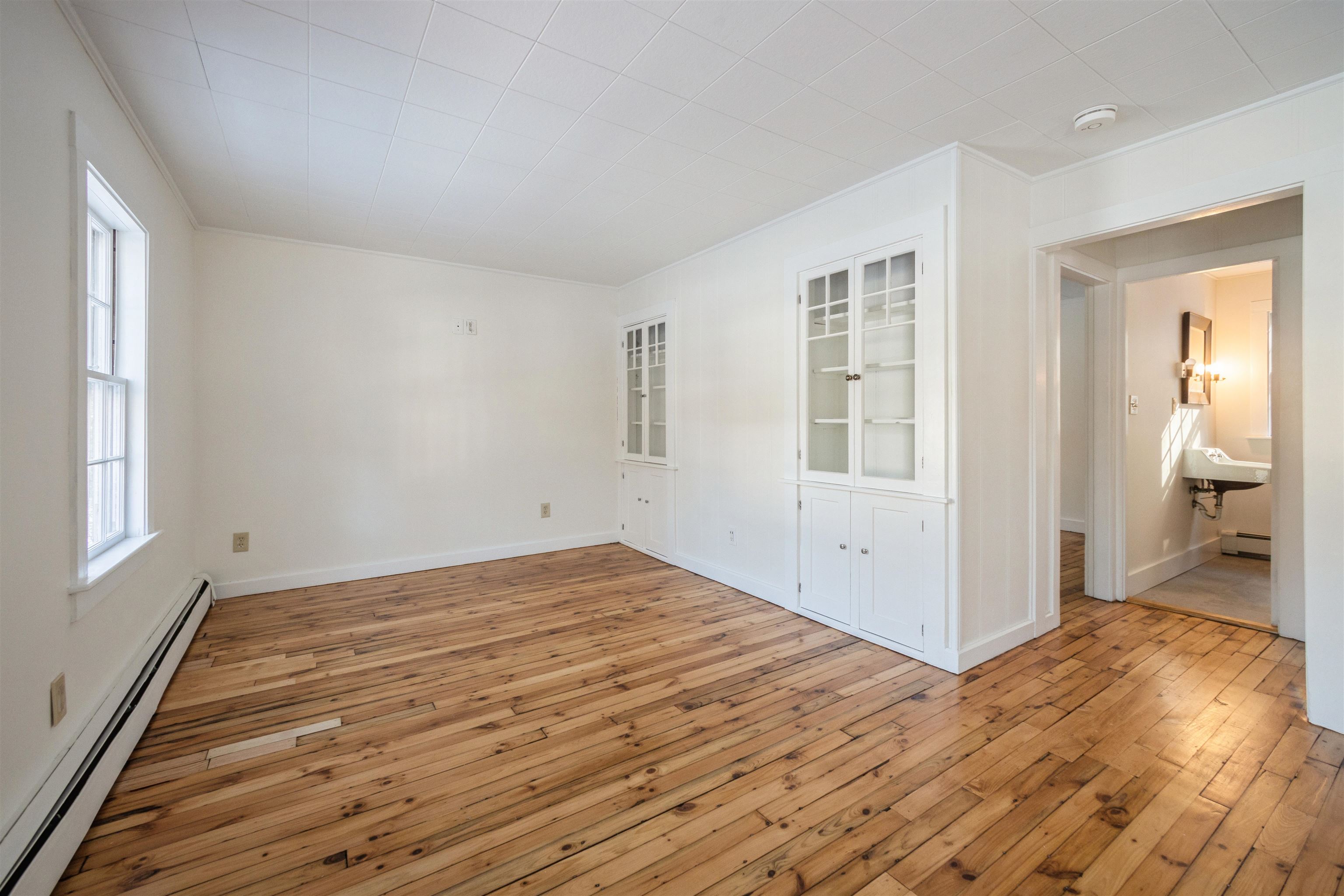 186 Naticook Road Merrimack, NH 03054 - Photo 7 of 34