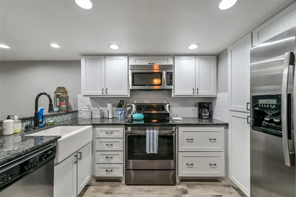 $399,000 | 7310 Seawall Boulevard, Unit 902/903, Galveston, TX 77551