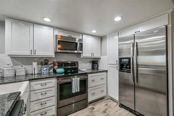 $399,000 | 7310 Seawall Boulevard, Unit 902/903, Galveston, TX 77551