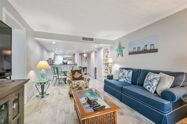 $399,000 | 7310 Seawall Boulevard, Unit 902/903, Galveston, TX 77551