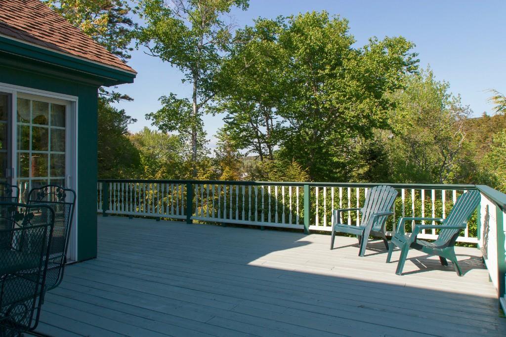 7 Reed's Road Seal Cove, ME 04674 - Photo 29 of 32 Large deck