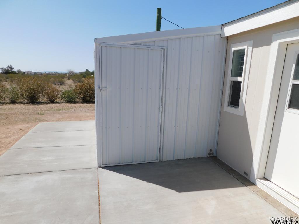 838 South Escuela Road Golden Valley, AZ 86413 - Photo 34 of 35 INSULATED STORAGE SHED