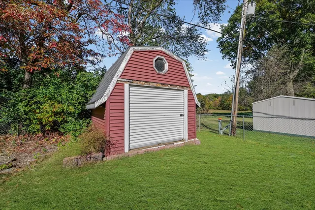 $319,900 | 101 Thornhill Drive, Danville, IL 61832