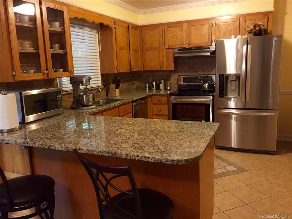 3627 Enfield Road Charlotte, NC 28205 - Photo 4 of 12 Gallery Image 4