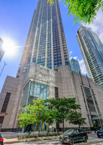 $1,850 | 512 North McClurg Court, Unit 1103, Chicago, IL 60611