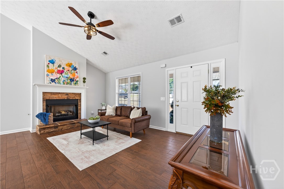 465 Cade Court Monroe, GA 30656 - Photo 4 of 42