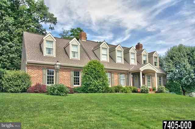 389 Dew Drop Road York, PA 17402 - Photo 1 of 24
