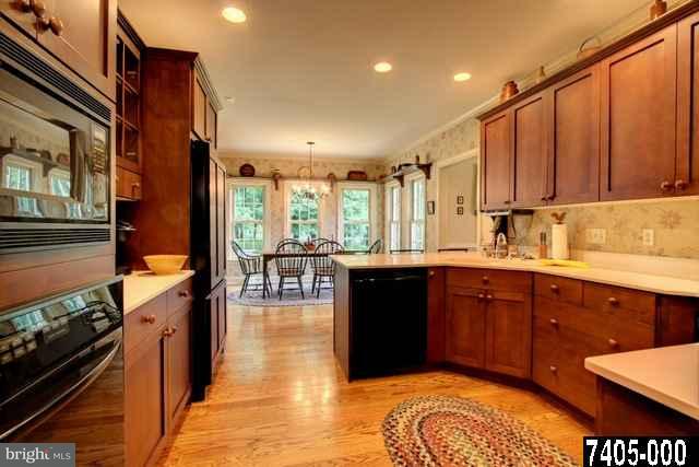 389 Dew Drop Road York, PA 17402 - Photo 9 of 24