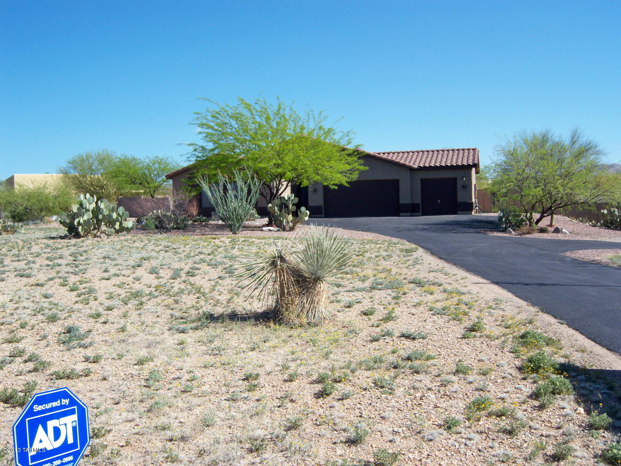 2780 East Wetstones Road Vail, AZ 85641 - Photo 1 of 15