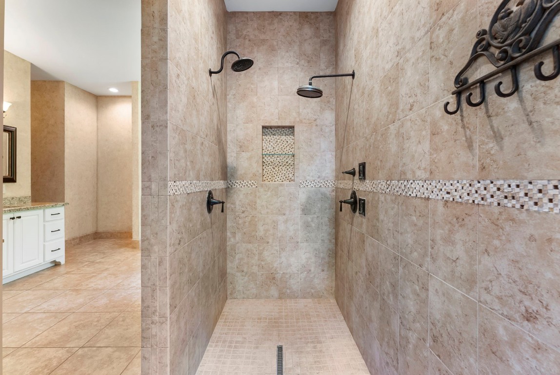 3810 Oreana Court Spring, TX 77386 - Photo 14 of 44 a bathroom with a shower