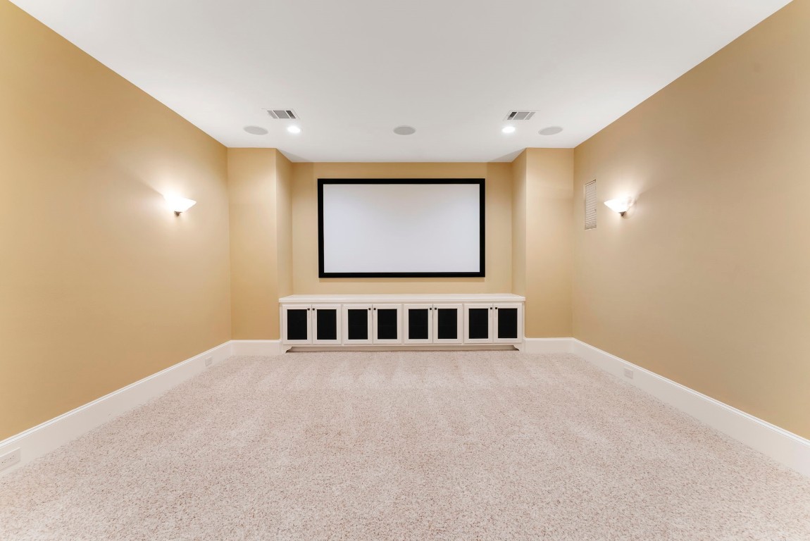 3810 Oreana Court Spring, TX 77386 - Photo 29 of 44 a view of an empty room with a window
