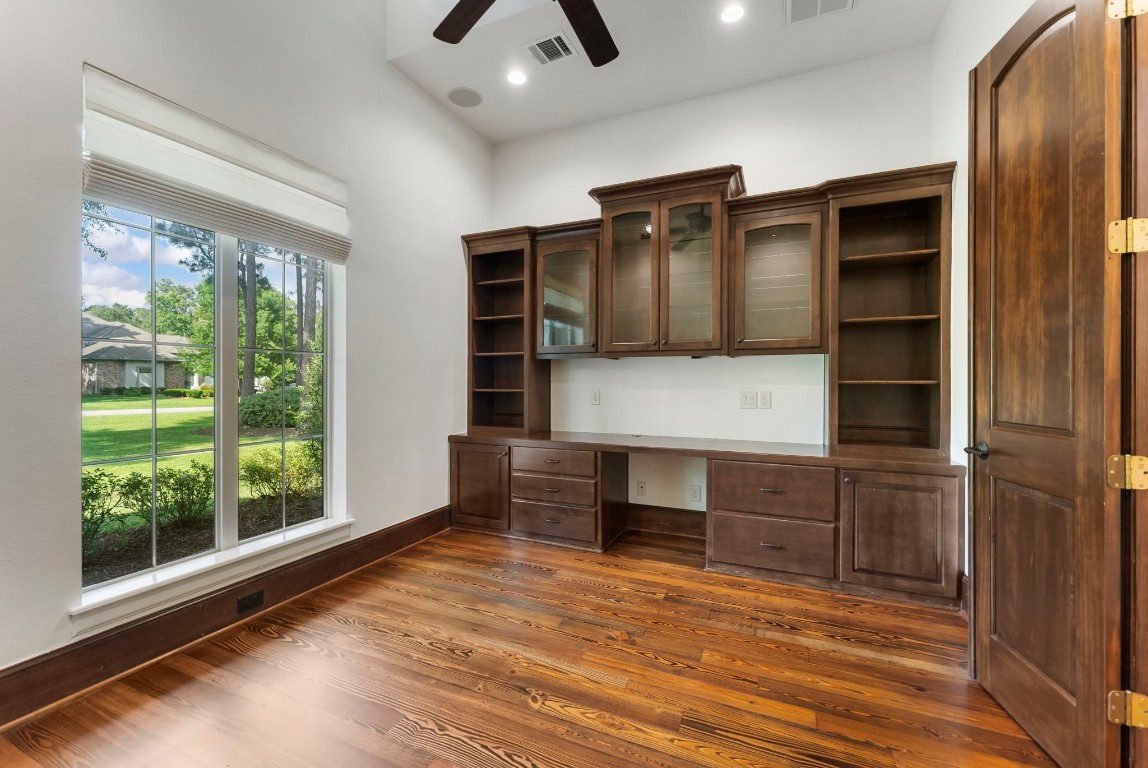 3810 Oreana Court Spring, TX 77386 - Photo 8 of 44 a room with closet and windows