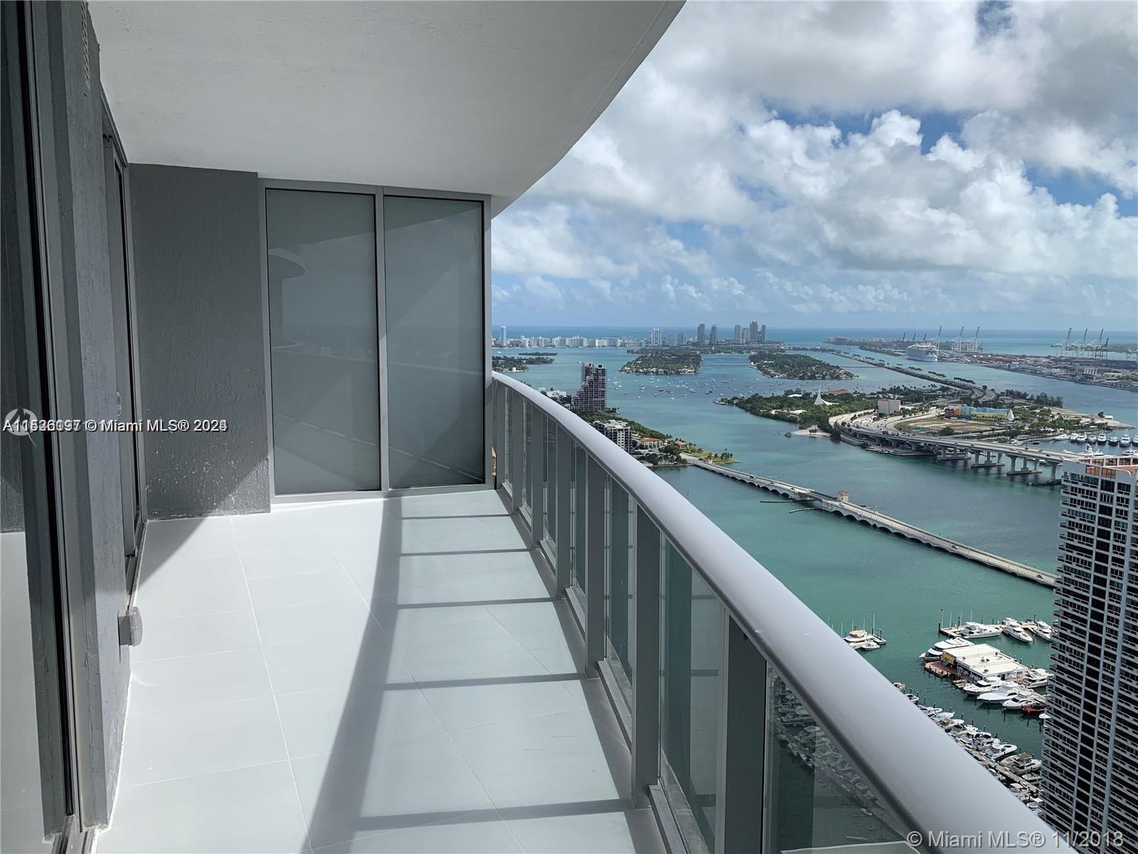 488 Northeast 18th St Unit 4704  