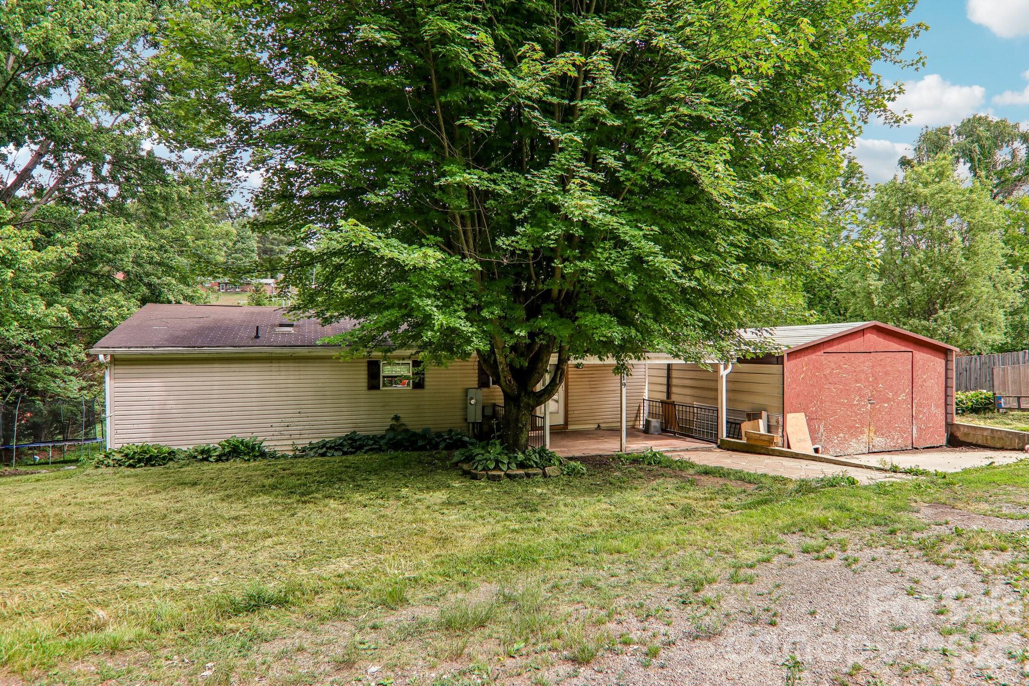 19 Dot Street Clyde, NC 28721 - Photo 18 of 28