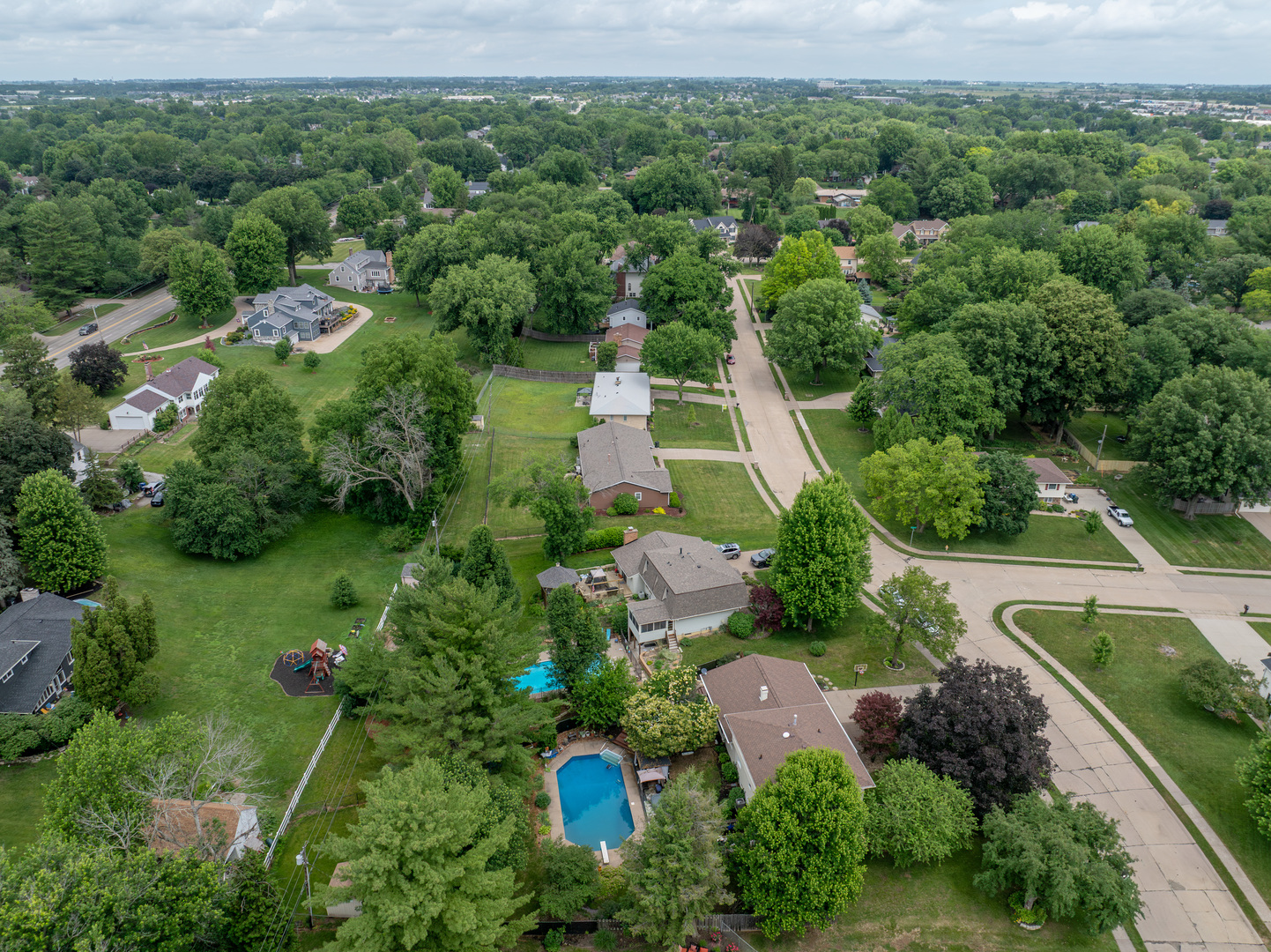 3726 Ridgewood Drive Davenport, IA 52807 - Photo 52 of 58