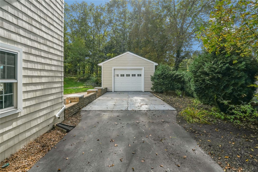 151 Old Jenckes Hill Road Lincoln, RI 02865 - Photo 11 of 50