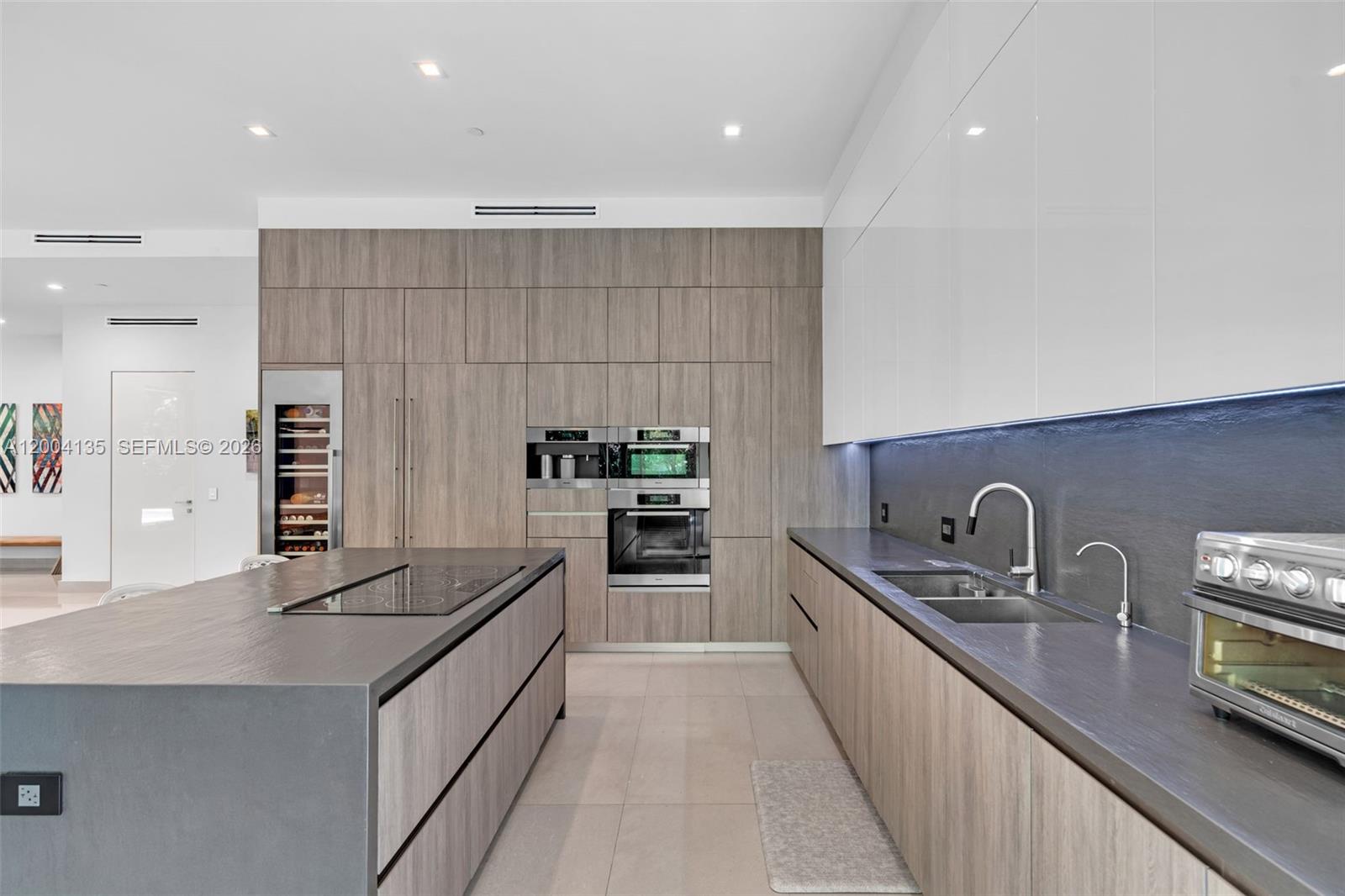 110 Reef Lane Key Biscayne, FL 33149 - Photo 17 of 78