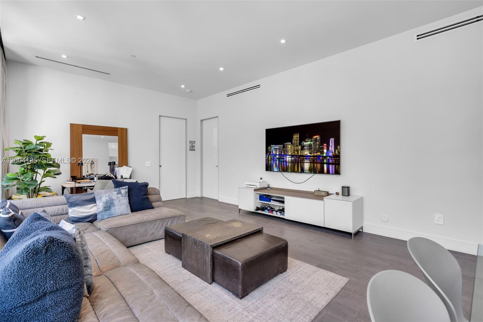 110 Reef Lane Key Biscayne, FL 33149 - Photo 33 of 78