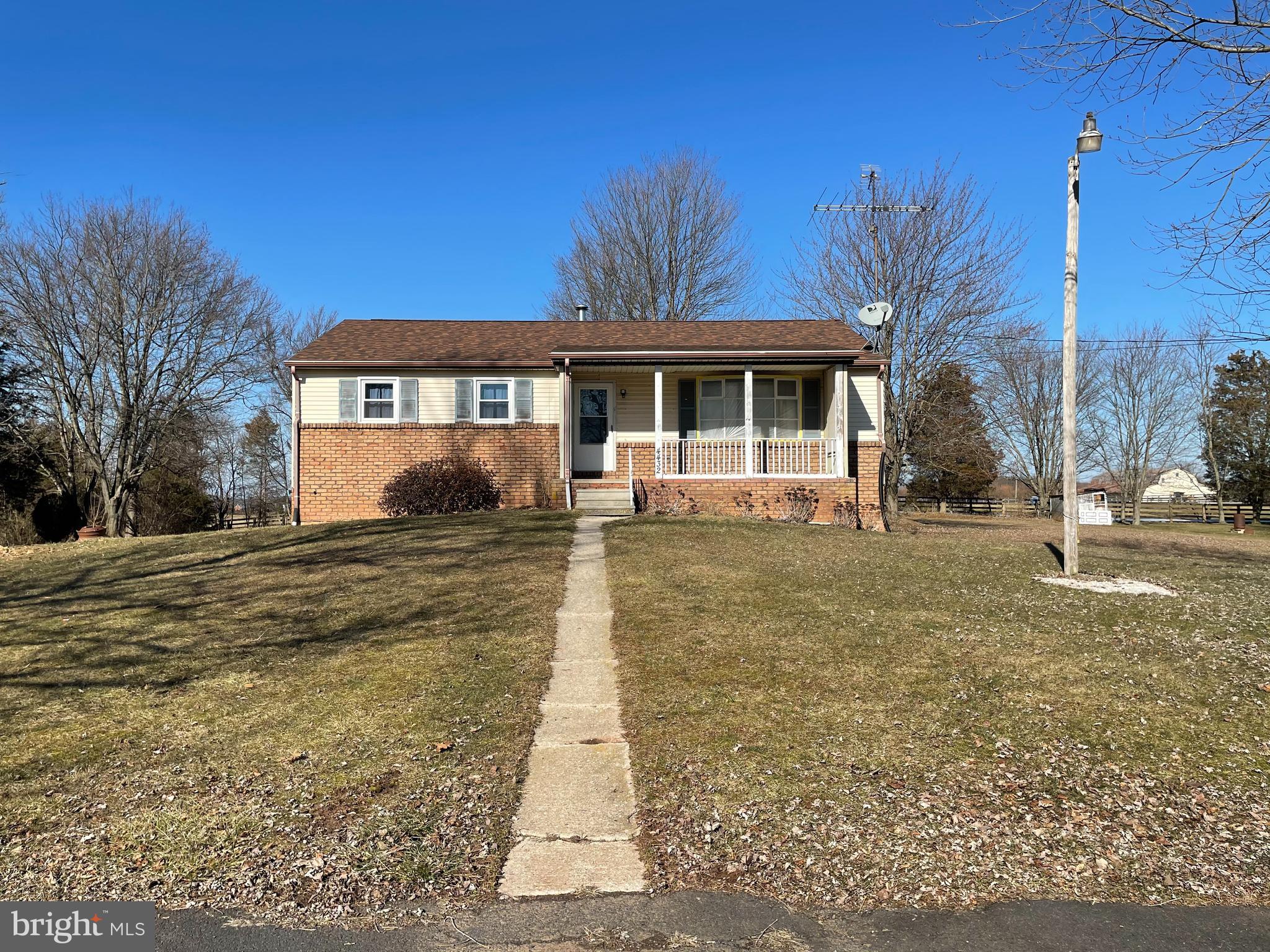 4432 Hanover Road Hanover, PA 17331 - Photo 2 of 23