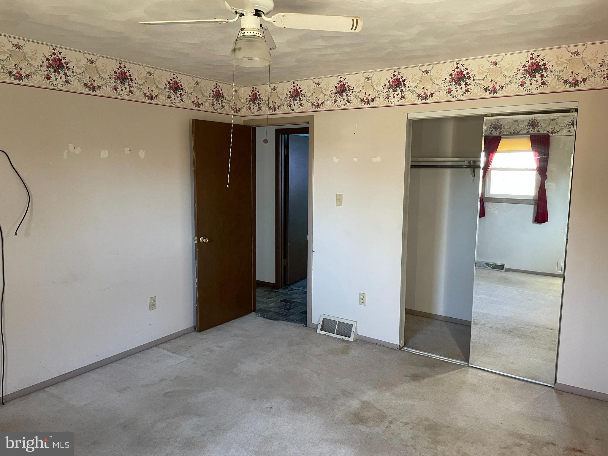 4432 Hanover Road Hanover, PA 17331 - Photo 16 of 23