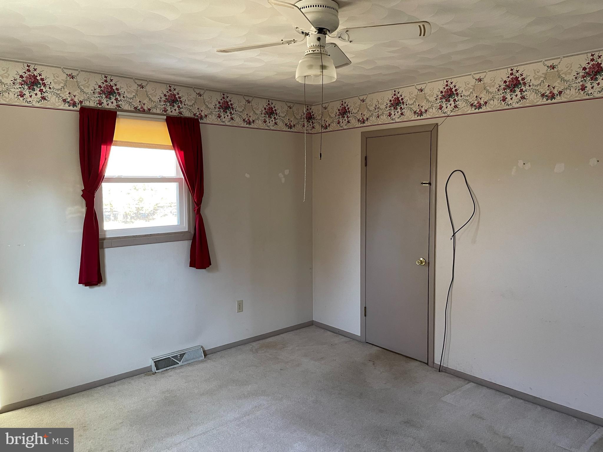 4432 Hanover Road Hanover, PA 17331 - Photo 17 of 23