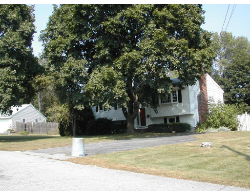 6 Freeman Road Chelmsford, MA 01824 - Photo 2 of 10