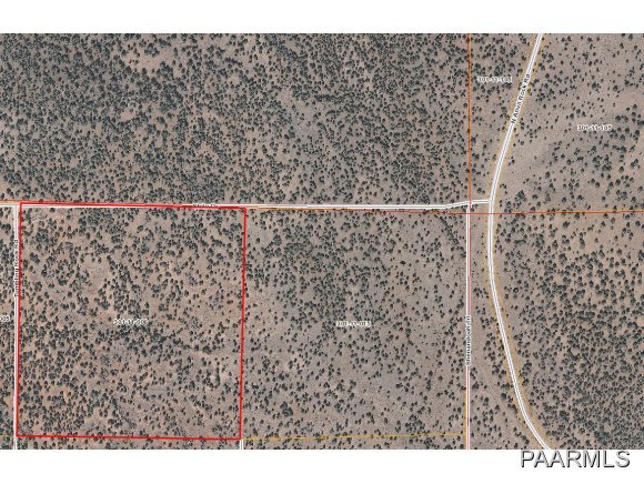 55 Tumbling Rock Road Seligman, AZ 86337 - Photo 8 of 11 Primary Photo
