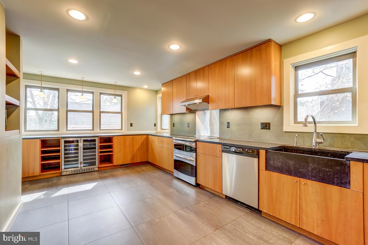 1309 Ednor Road Silver Spring, MD 20905 - Photo 11 of 53 Kitchen