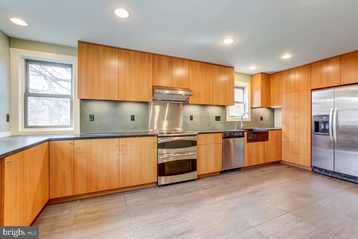 1309 Ednor Road Silver Spring, MD 20905 - Photo 13 of 53 Kitchen