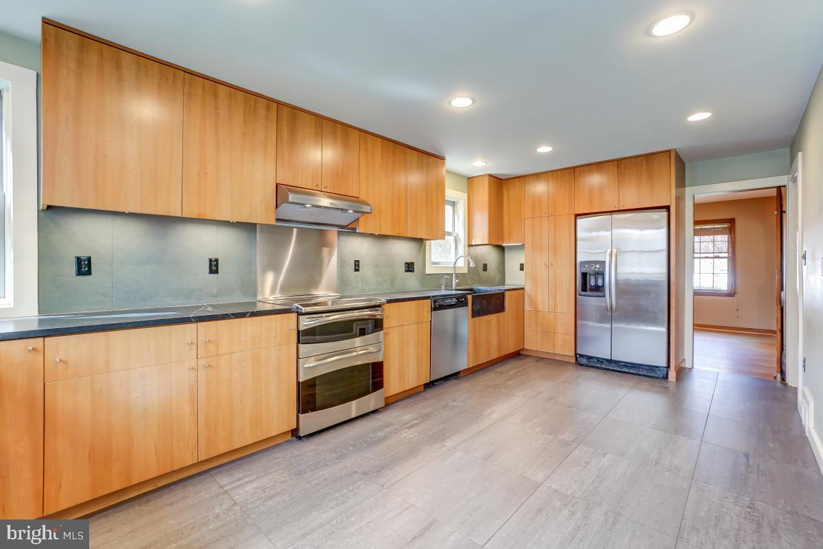 1309 Ednor Road Silver Spring, MD 20905 - Photo 14 of 53 Kitchen