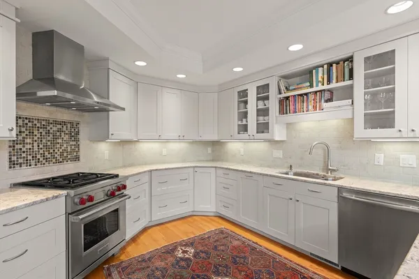 $1,095,000 | 11 Leah Way, Unit 11, Andover, MA 01810