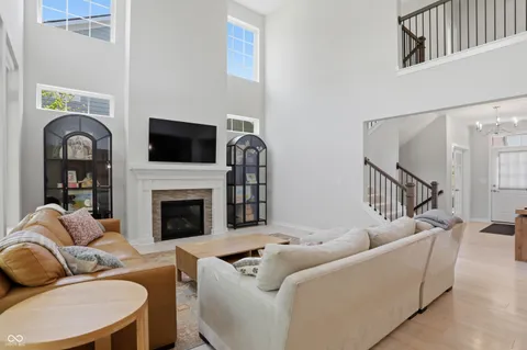 $915,000 | 15573 Woodford Drive, Westfield, IN 46074