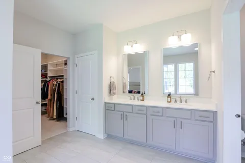 $915,000 | 15573 Woodford Drive, Westfield, IN 46074