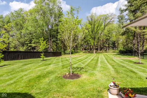 $915,000 | 15573 Woodford Drive, Westfield, IN 46074