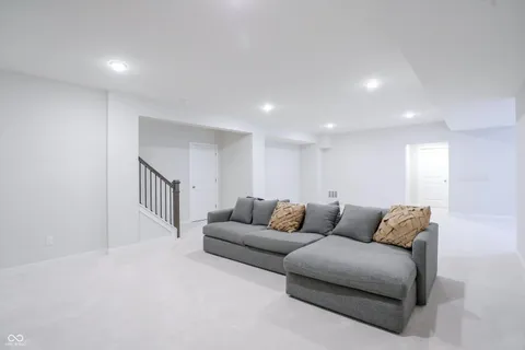 $915,000 | 15573 Woodford Drive, Westfield, IN 46074