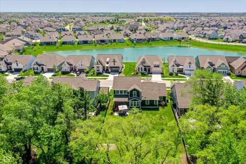 $915,000 | 15573 Woodford Drive, Westfield, IN 46074