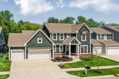 $915,000 | 15573 Woodford Drive, Westfield, IN 46074