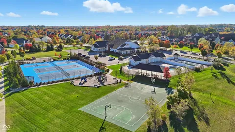 $915,000 | 15573 Woodford Drive, Westfield, IN 46074