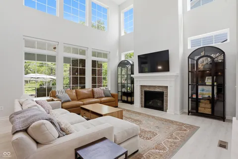 $915,000 | 15573 Woodford Drive, Westfield, IN 46074