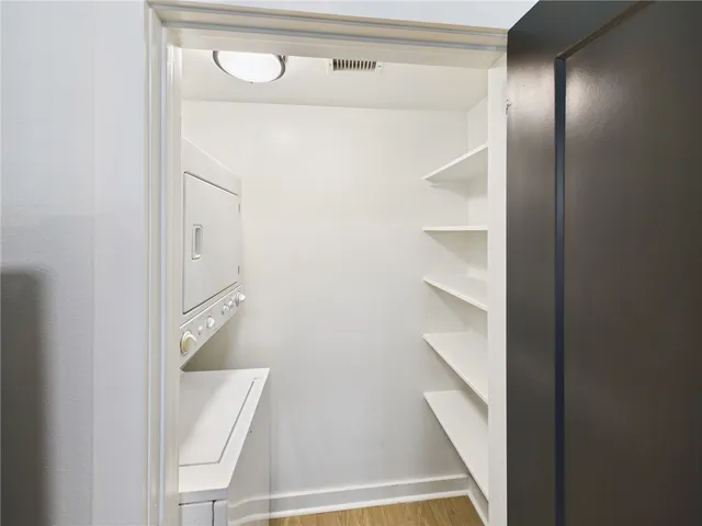 $895 | 309 Mobile Avenue, Unit 4, Bryan, TX 77801