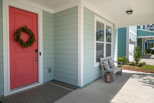 $450,000 | 1012 Swamp Harrier Avenue, Ravenel, SC 29470