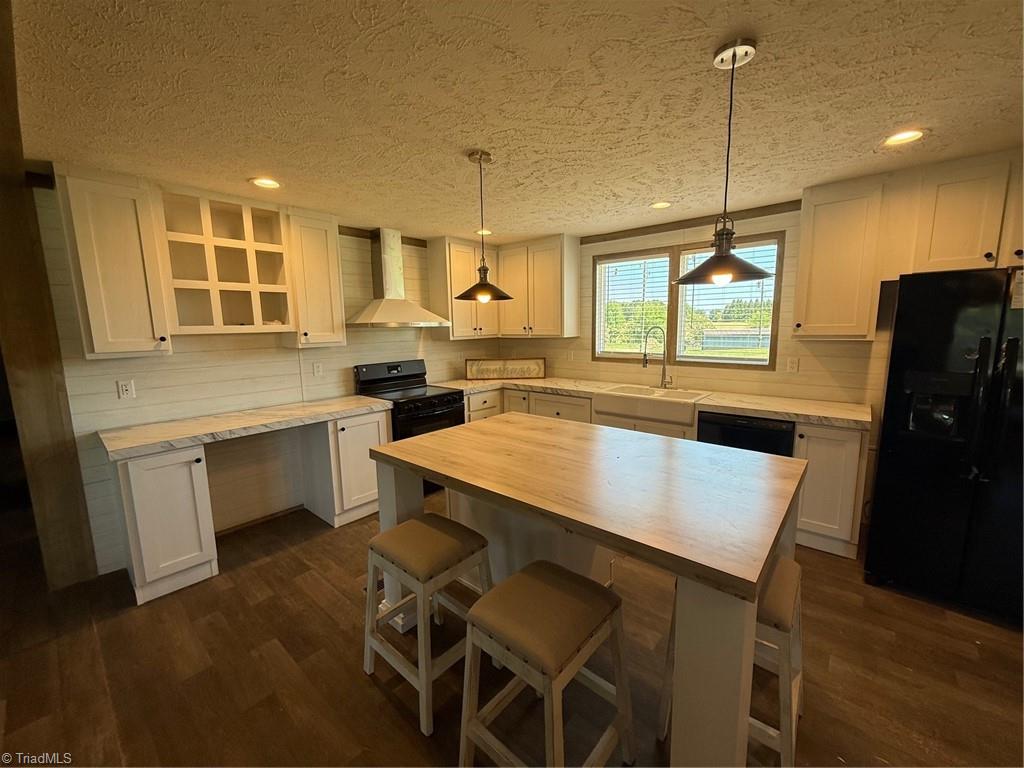 1302 Austin Little Mountain Road Ronda, NC 28670 - Photo 4 of 11 Kitchen
