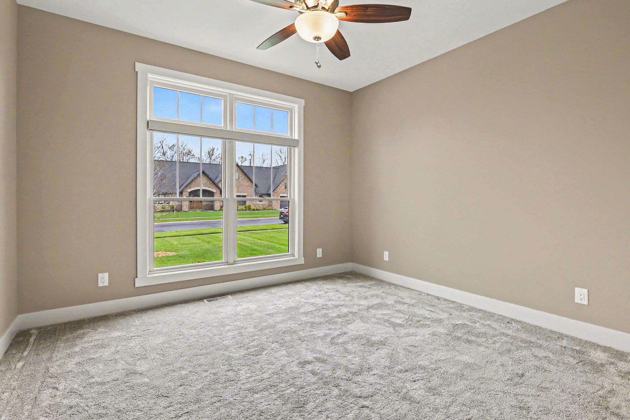 487 Wittenberg Path St. Joseph, MI 49085 - Photo 12 of 26 016_file_6032
