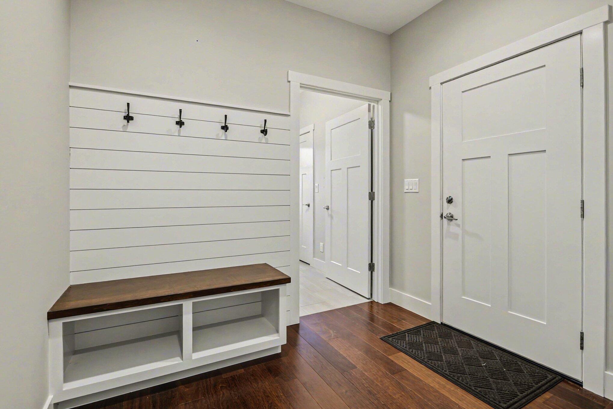 487 Wittenberg Path St. Joseph, MI 49085 - Photo 16 of 26 004_file_1023