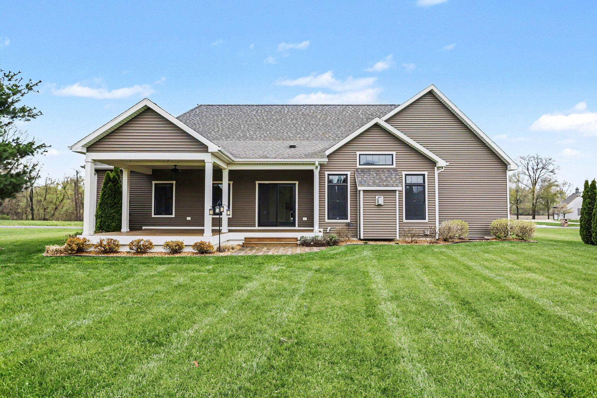 487 Wittenberg Path St. Joseph, MI 49085 - Photo 22 of 26 025_file_3279