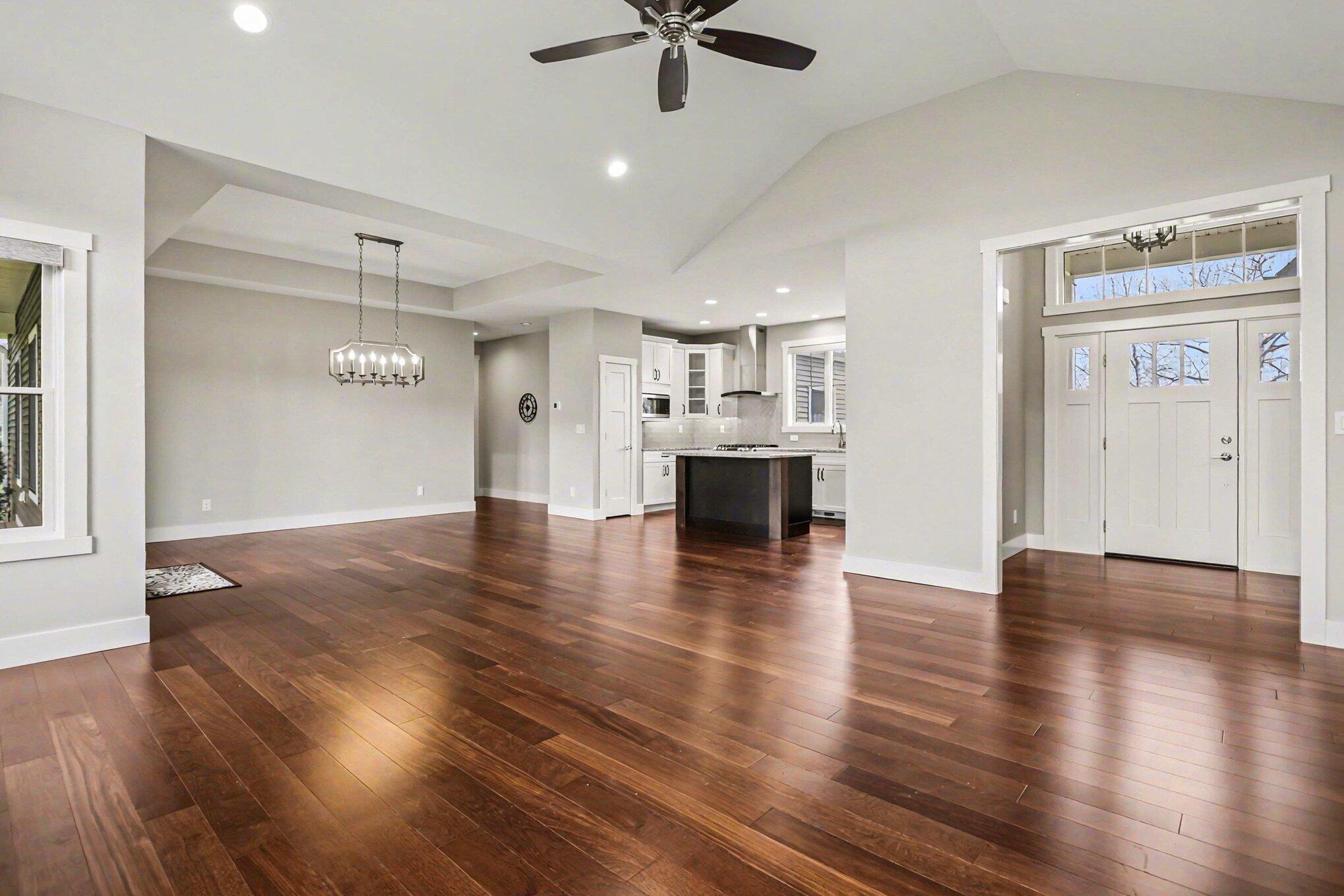487 Wittenberg Path St. Joseph, MI 49085 - Photo 6 of 26 006_file_3138