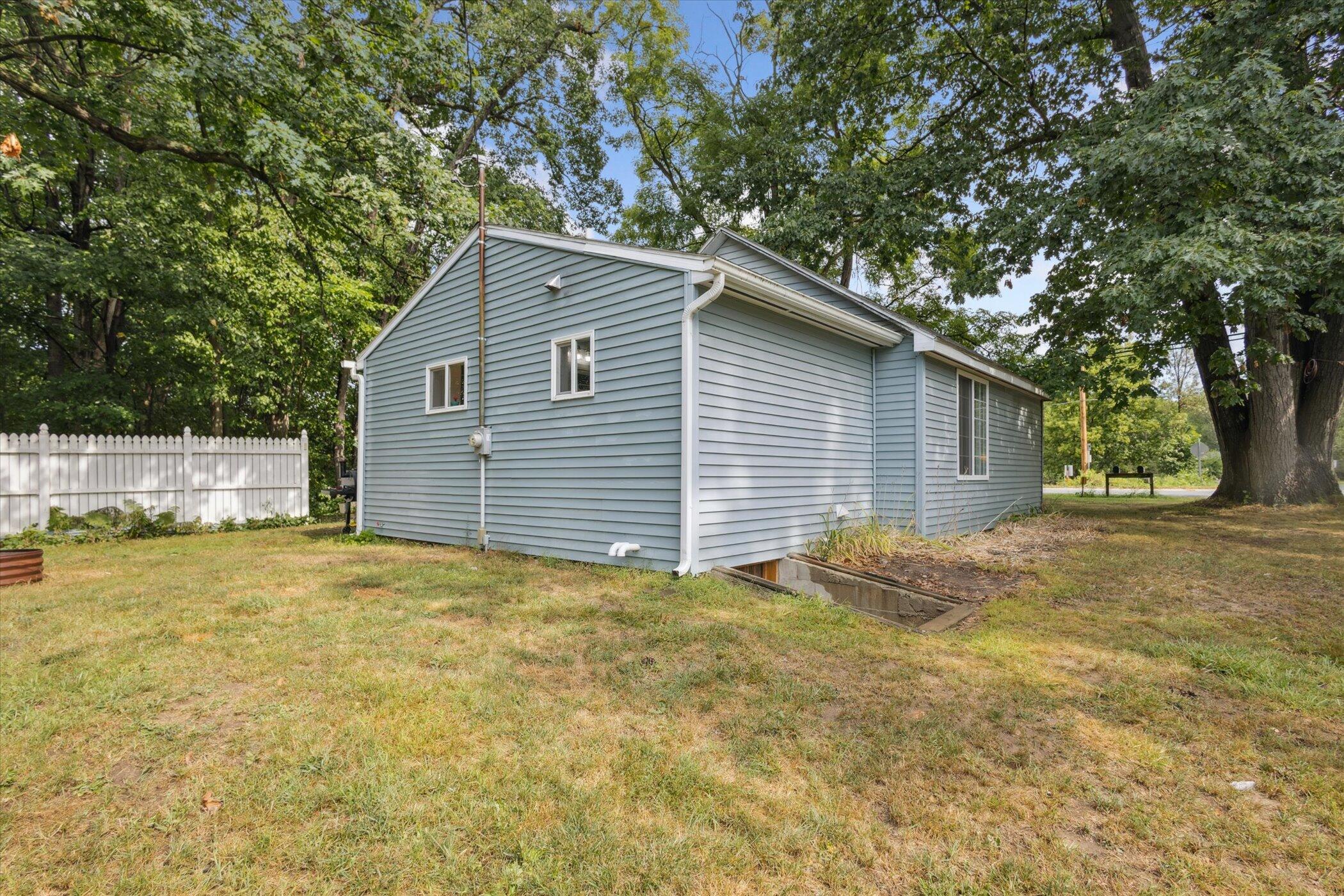 4059 West Stanton Road Stanton, MI 48888 - Photo 23 of 26 25-4059-W-Stanton-Rd-Stanton-MI-48888-Wi