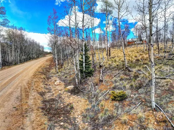 $179,900 | 755 Selkirk Lane, Jefferson, CO 80456